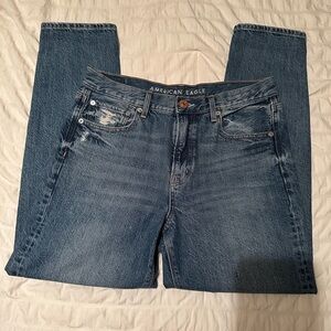 American Eagle 90s slim boyfriend jeans size 4